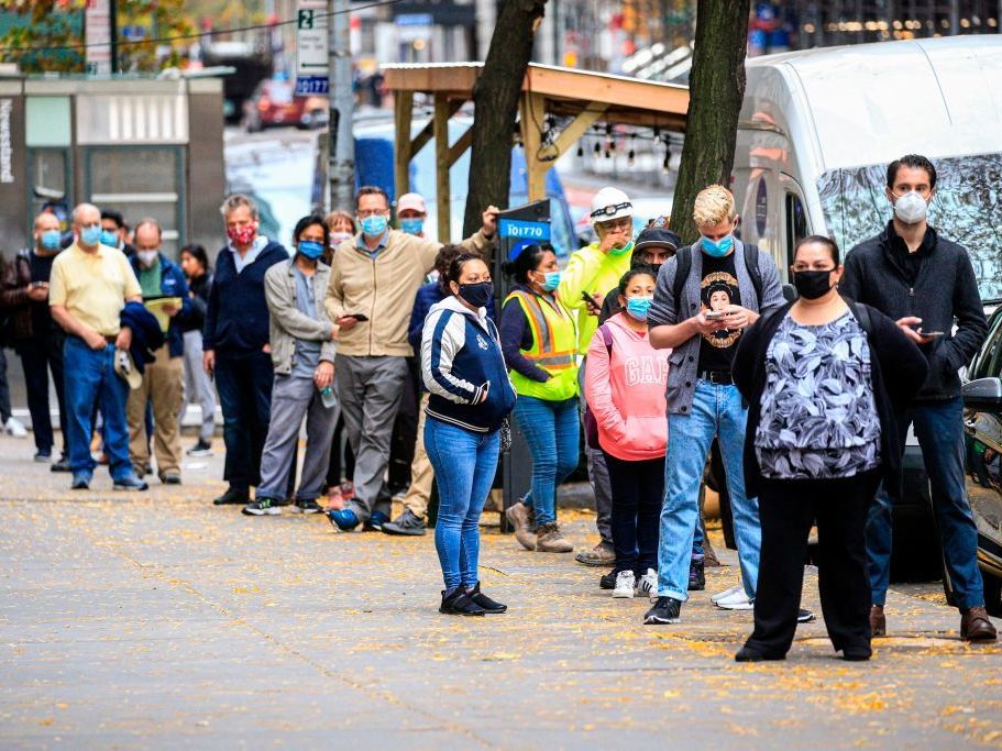 People line up outside a Covid-19 testing site in New York on November 11, 2020