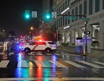 Police stop traffic on Broad Street