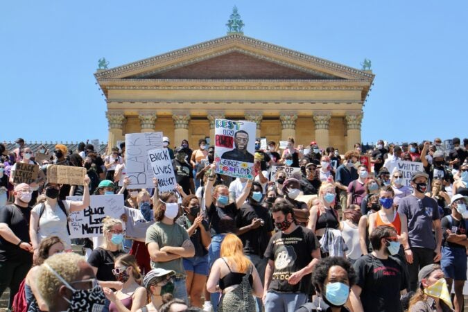 Hundreds rally on the steps of the Philadelphia art museum on May 30, 2020, to protest the killing of George Floyd by Mineapolis police. (Emma Lee/WHYY)