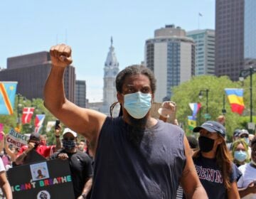 Protesters head for the Philadelphia art museum on May 30, 2020, to protest the killing of George Floyd by Minneapolis police. (Emma Lee/WHYY)