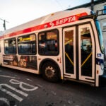 Most of the city’s 241,425 Latinos live along SEPTA's 47 bus route that spans 10 miles. | La mayoría de los 241,425 latinos de la ciudad viven a lo largo de la ruta 47 de SEPTA que se extiende por 10 millas. (Photo by Bernardo Morillo for WHYY)