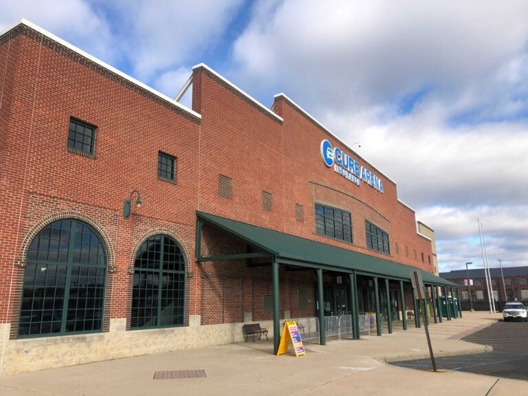 Cure Insurance Arena in Trenton hosted a pop-up COVID-19 testing site on Dec. 8, 2020. (P. Kenneth Burns/WHYY)