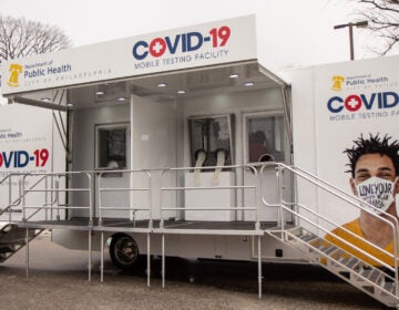 The new COVID-19 mobile testing facility in Philadelphia will test at sites of outbreaks as cases decline. (Kimberly Paynter/WHYY)
