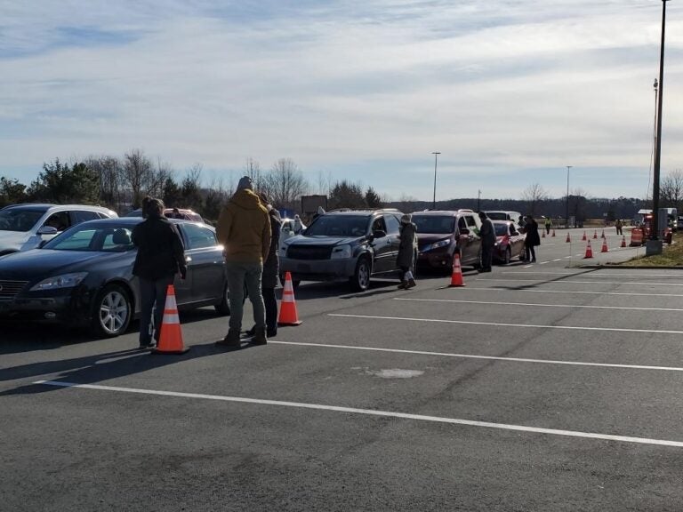 Long lines for COVID-19 vaccine distribution in Delaware spilled onto the highway on Saturday. (Delaware Department of Health and Social Services)