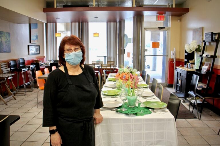 Kathleen Rana can now seat up to 22 customers at her Hamilton Township restaurant, Jersey Girl Cafe, since New Jersey has relaxed its pandemic restriction to 50% capacity. (Emma Lee/WHYY)