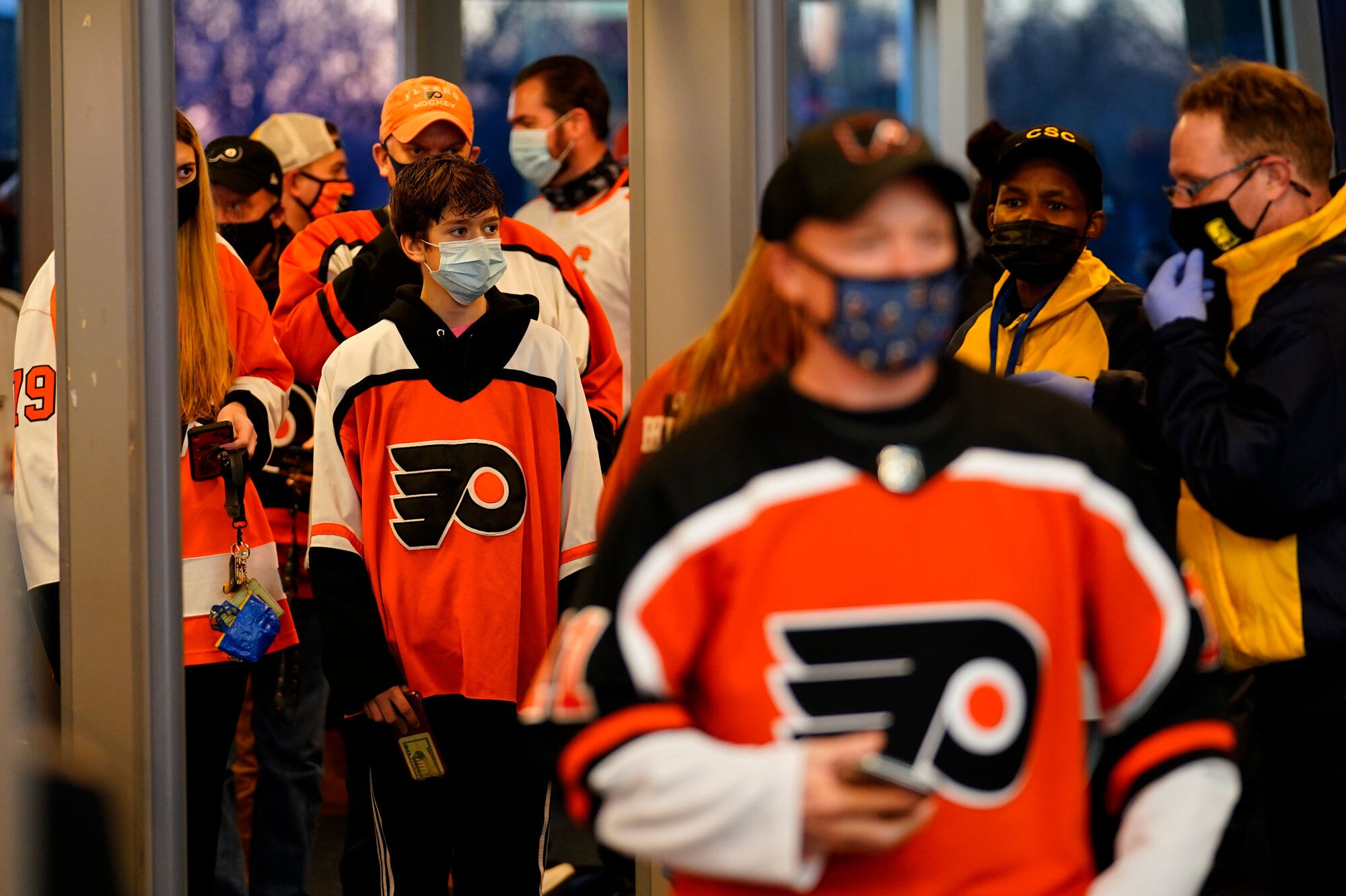 Flyers fans warming up to team's new mascot - WHYY