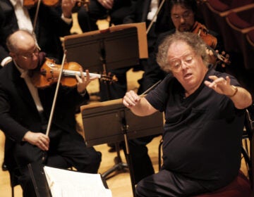 James Levine conducts the Boston Symphony Orchestra in 2007. James Levine conducts the Boston Symphony Orchestra