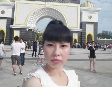 A selfie Feng Daoyou took in Macau. Her older brother Feng Daokun believes she traveled to Hong Kong before flying to the U.S., from where she first contacted him in 2016. Unlike the rest of her family, she did not marry, and seemed to relish venturing far from home. 