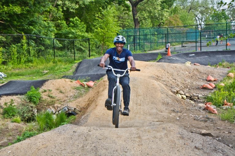 Cycle store pump track