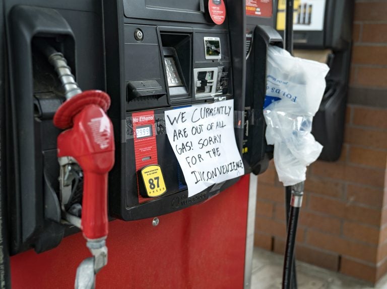 Cars line up Tuesday at a QuikTrip in Atlanta. Continued panic-buying is leading to shortages at gas stations across the Southeast after a hack attack shut down a critical pipeline. (Megan Varner/Getty Images)