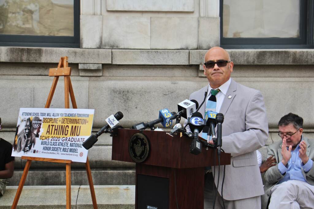 Trenton Mayor Reed Gusciora speaks from a podium