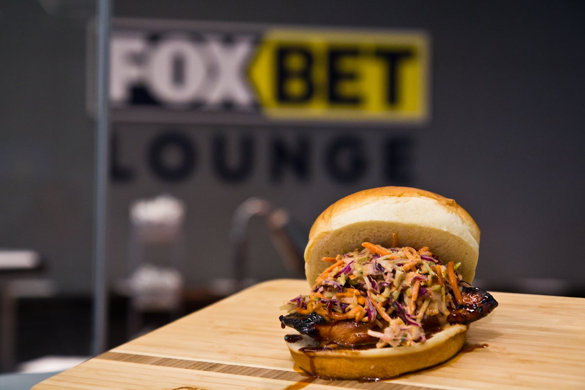 Philadelphia Eagles To Open Fox Bet Lounge at Lincoln Financial