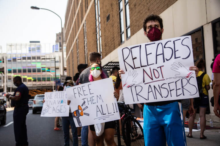 Members of immigrant advocate organizations rallied outside the ICE detention center in Philadelphia, demanding the release of detainees on August 12, 2021. (Kimberly Paynter/WHYY)