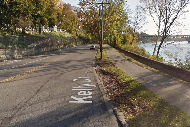 Kelly Drive near Hunting Park Avenue (Google Maps)