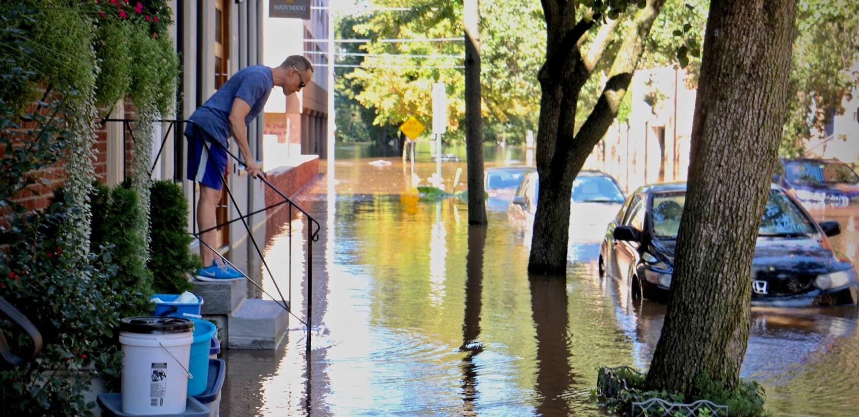 Person observes intense flooding in Philadelphia