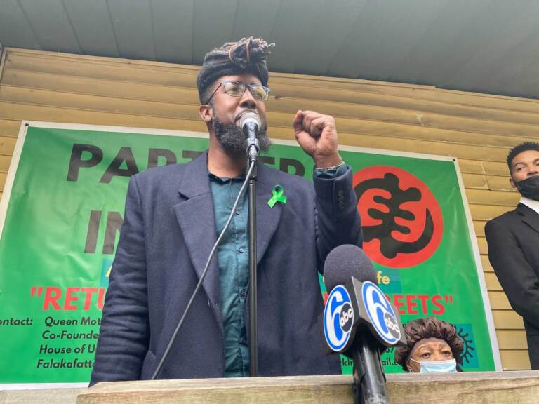 Tommy Joshua Kaison speaks at the “Return to Peace in the Streets” press conference. (Tennyson Donyéa/WHYY)