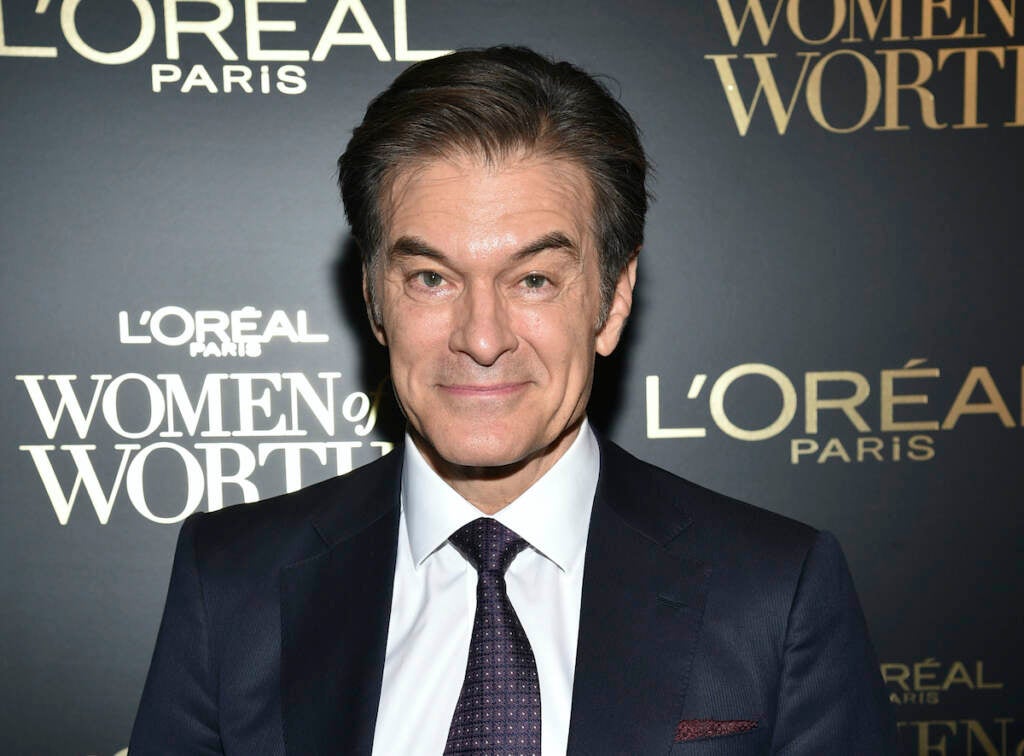 Dr. Mehmet Oz poses for a photo