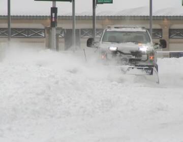 Heavy snow blankets the Philadelphia region.  (6abc)