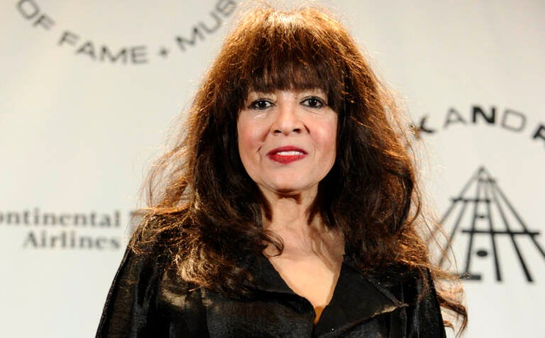 FILE - Ronnie Spector appears in the press room after performing at the Rock and Roll Hall of Fame induction ceremony on March 15, 2010, in New York. Spector, the cat-eyed, bee-hived rock 'n' roll siren who sang such 1960s hits as 