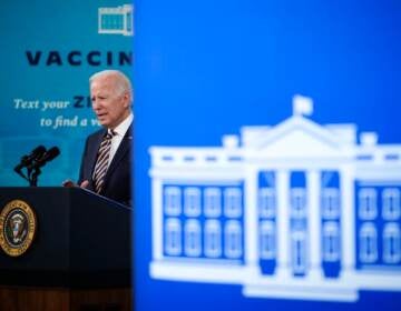 U.S. President Joe Biden speaks in the South Court Auditorium on the White House campus October 14, 2021 in Washington, DC.  (Photo by Drew Angerer/Getty Images)