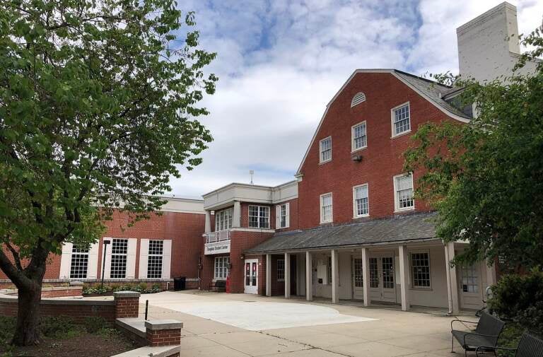 The Douglass Student Center on the Cook-Douglass Campus of Rutgers University in New Brunswick, N.J. (Wikimedia commons)