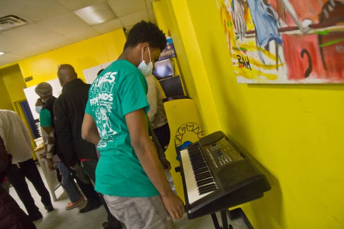 A keyboard for kids The Teen Safe Space in Philadelphia. (Kimberly Paynter/WHYY)