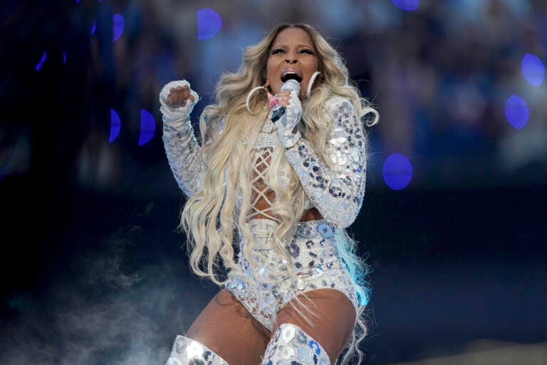 Mary J. Blige performs at the halftime show