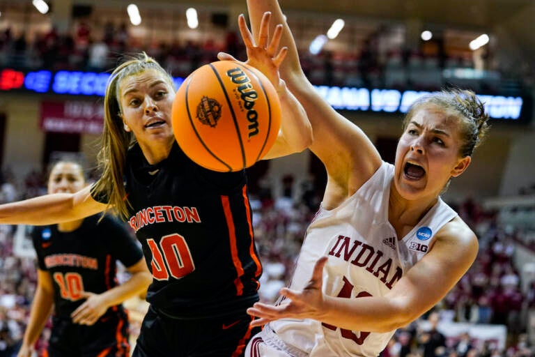 How Long Is a College Basketball Game?