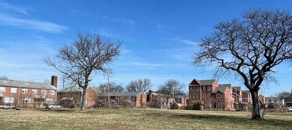 A photo shows a mixture of homes in Riverside