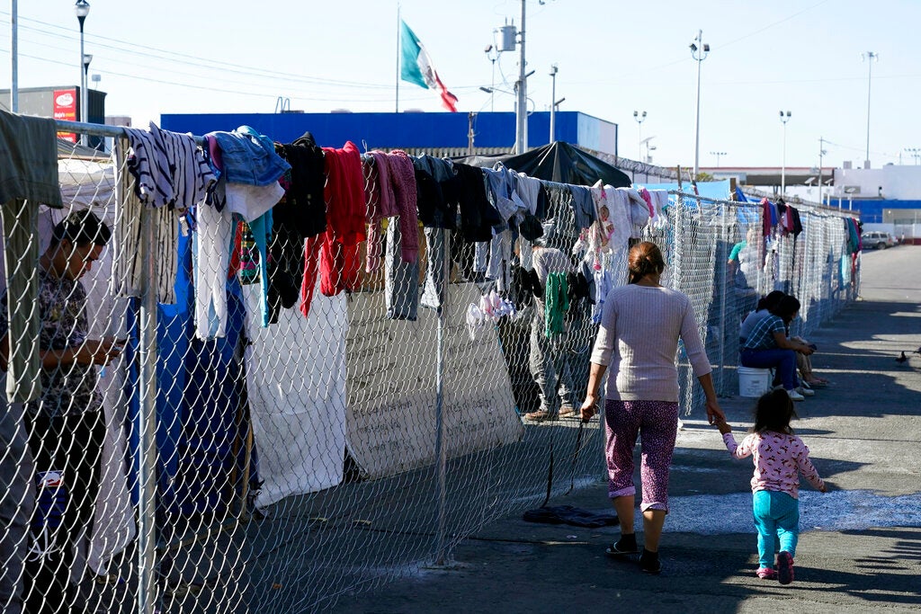 The U.S. is ending COVID-19 asylum limits at the U.S.-Mexico border on May 23 - Vimarsana News