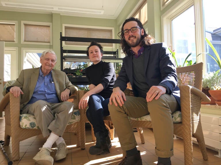 E.O. Wilson, Irina Zhorov, and Caleb Johnson in February of 2020. (Image coutesy of Caleb Johnson)