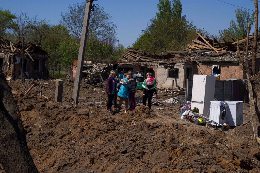 Dozens feared dead in bombing of Ukrainian school