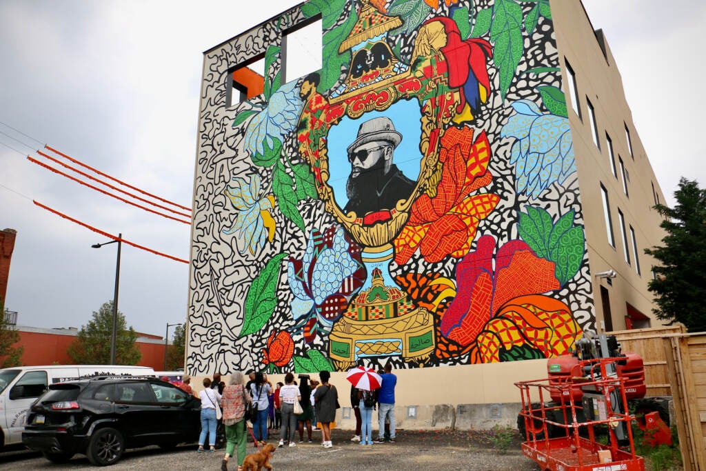 New Philly Mural Honors The Roots Tariq ‘black Thought Trotter Whyy