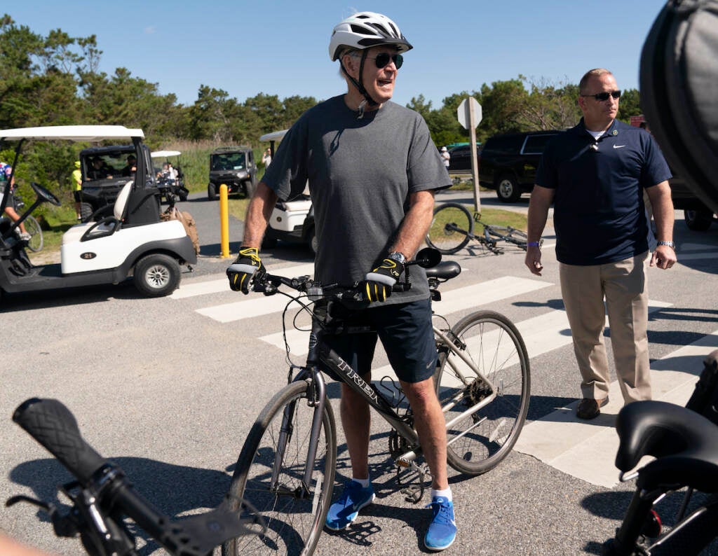 Joe Biden takes spill on bike near home in Delaware : Internet