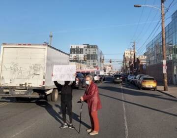 When Save Washington Avenue Coalition (SWAC) members blocked just one lane of traffic on Washington Avenue, the group claims the effects on congestion and traffic were immediate and dramatic. (Courtesy of SWAC)