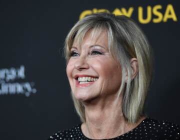 Olivia Newton-John arrives for G'Day USA's Los Angeles Black Tie Gala January 27, 2018. (Robyn Beck/AFP via Getty Images)