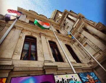 The Indian flag raised at Philadelphia City Hall. (CIO)