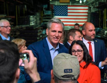 House Minority leader Kevin McCarthy (R-Calif.) greets supporters at DMI Companies in Monongahela, Pa., Friday, Sept. 23, 2022.  (AP Photo/Barry Reeger)