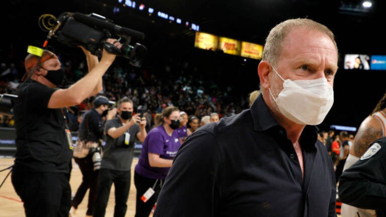 Phoenix Suns owner Robert Sarver is facing increasing pressure to leave the NBA franchise following a league investigation that found many instances of inappropriate workplace behavior. (Ethan Miller/Getty Images)