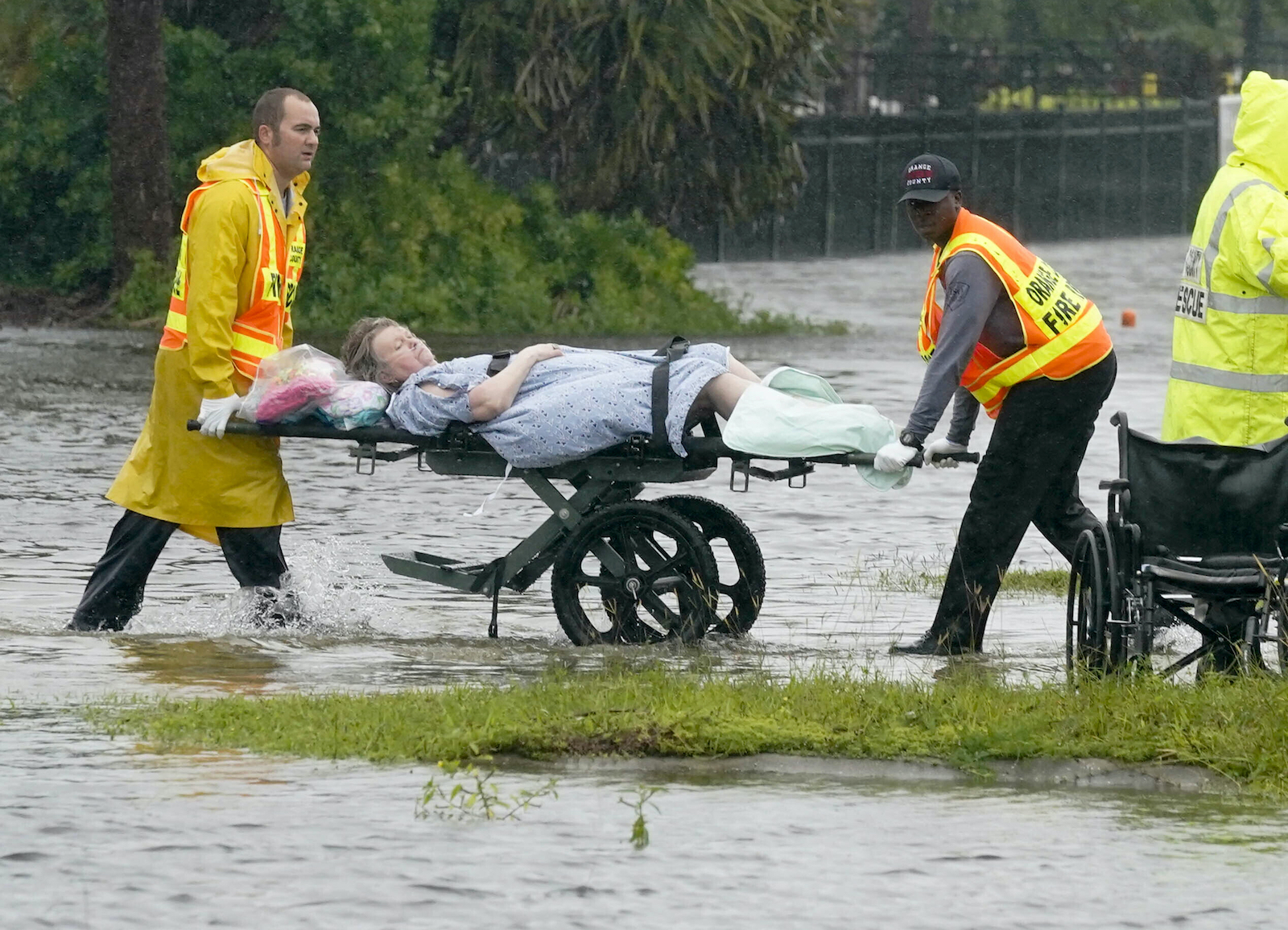 Hurricane Ian: Storm weakens, 2.5M without power in Florida - Vimarsana News