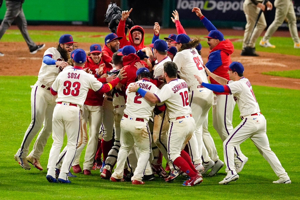 Bryce Harper's home run powers Phillies past Padres, into World Series