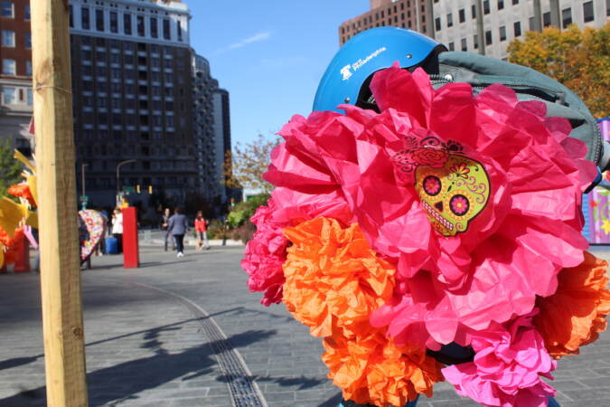 Mexicans In Philadelphia Celebrate Day Of The Dead At Love Park - WHYY