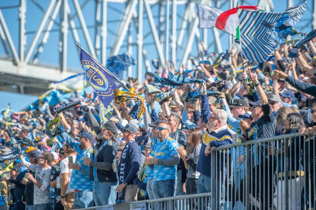 Philadelphia Union clinch first place in Eastern Conference of MLS playoffs  with 4-0 win over Toronto FC