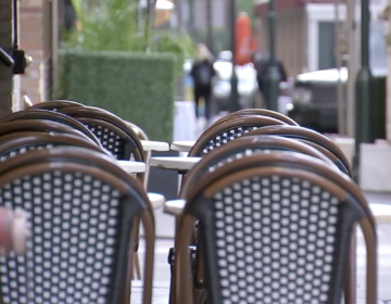 Outdoor dining at a Philadelphia restaurant.