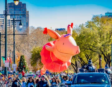 Philadelphia’s annual Thanksgiving Day Parade, sponsored by 6abc and Dunkin’ Donuts, is the nation’s oldest Thanksgiving parade. The parade route begins at John F. Kennedy Boulevard before turning toward the Benjamin Franklin Parkway, and ends in front of the Philadelphia Museum of Art. J. FUSCO / VISIT PHILLY