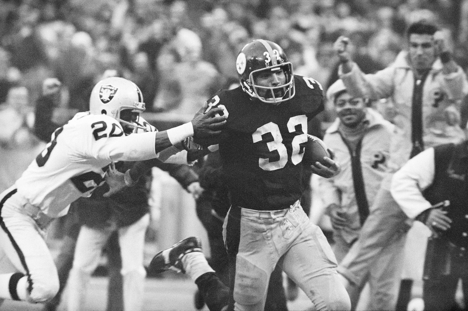 Franco Harris, of Immaculate Reception fame, dies at 72 - WHYY