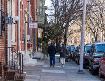 Apartments and homes in Center City, Philadelphia. (Kimberly Paynter/WHYY)