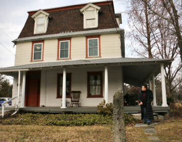 The exterior of Hedgerow House in Rose Valley