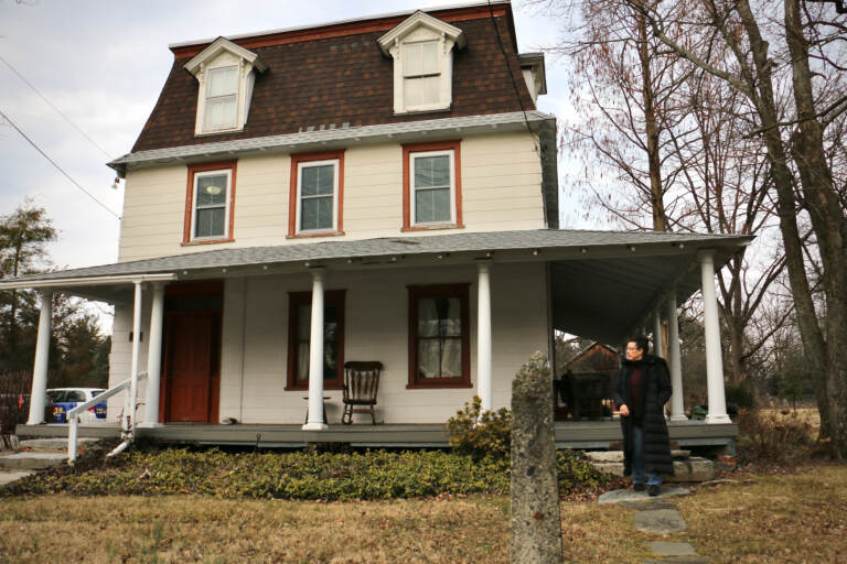 The exterior of Hedgerow House in Rose Valley