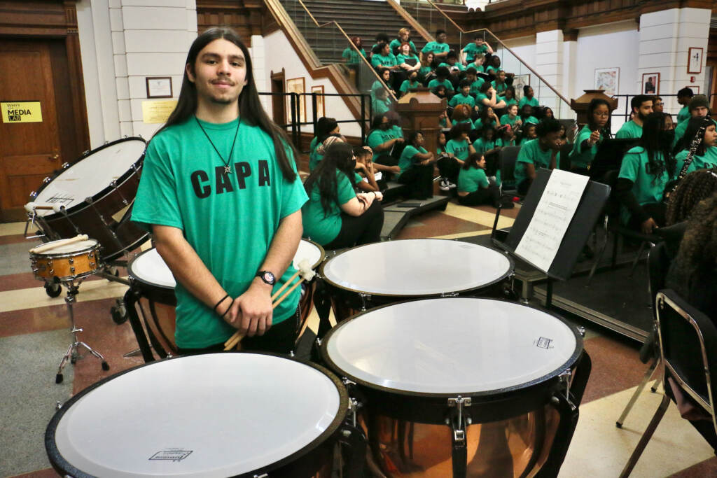 Philadelphia Orchestra records Eagles fight song